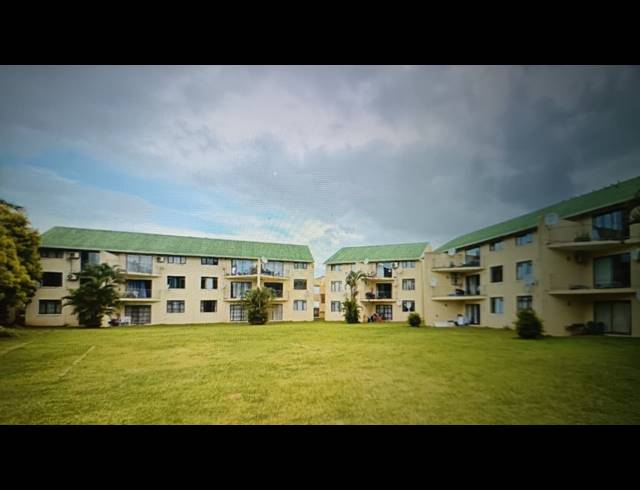 3 BEDROOM FLAT TO LET IN MOUNT EDGECOMBE